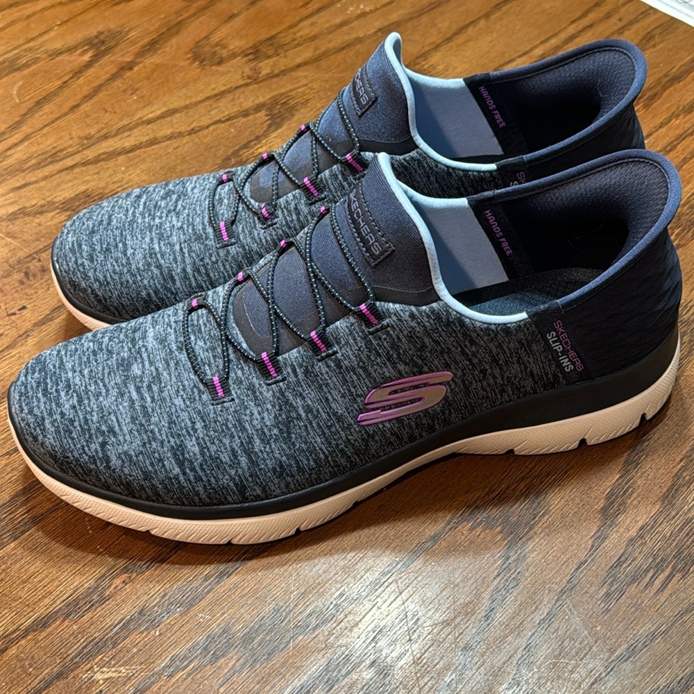 Sketchers slip-ins